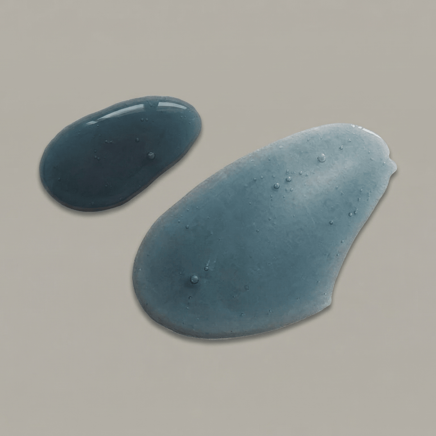 Stark's Hydration Serum for dewy, plump and smooth skin, with helichrysum, rose, sea kelp bioferment, edelweiss, and more.